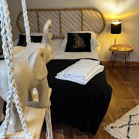 Holiday home 6 Personnes Le Clocher Ailly-le-Haut-Clocher